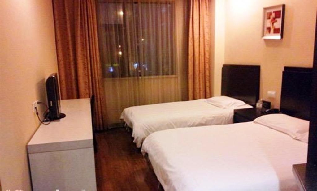 Jitai Hotel - People'S Square Branch Shanghaj Zewnętrze zdjęcie