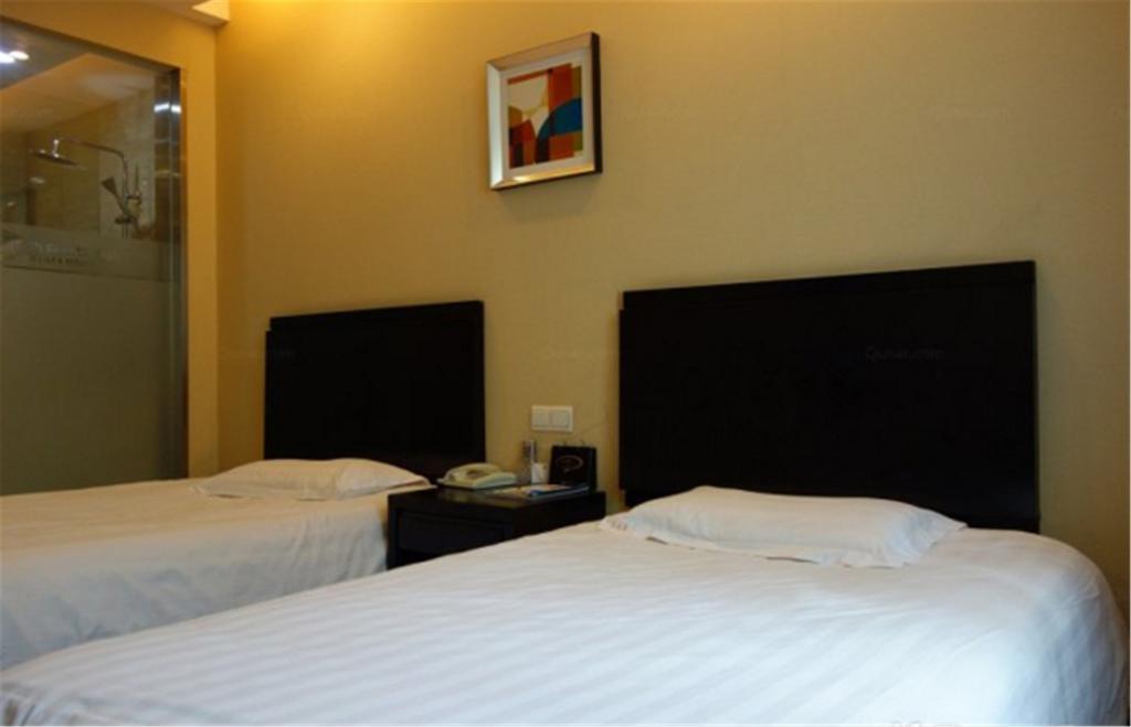 Jitai Hotel - People'S Square Branch Shanghaj Zewnętrze zdjęcie