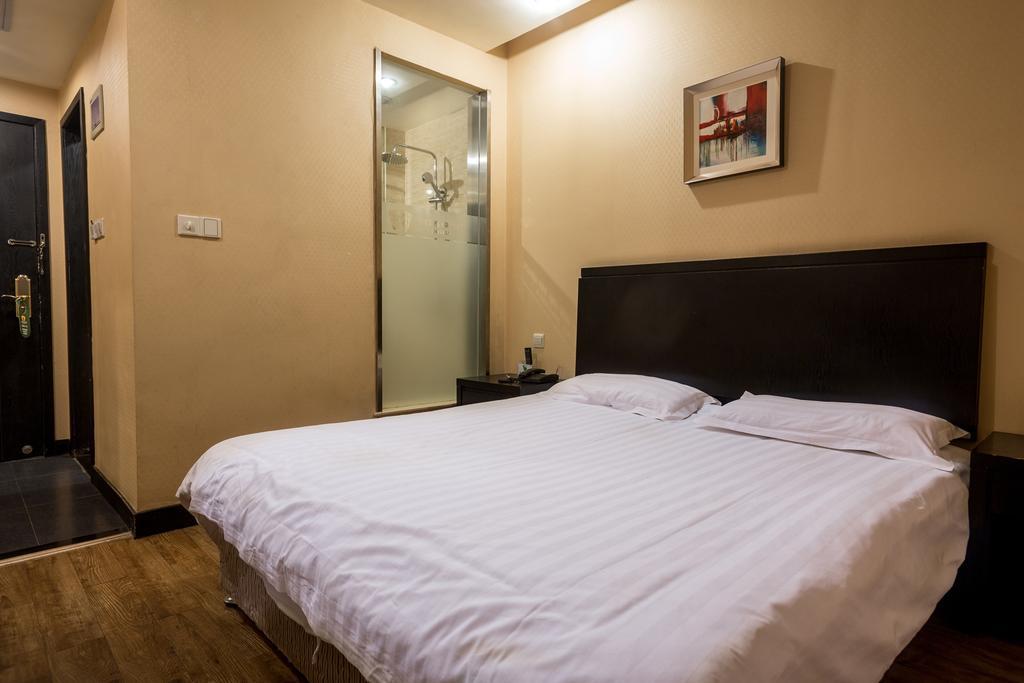 Jitai Hotel - People'S Square Branch Shanghaj Zewnętrze zdjęcie