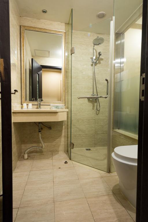 Jitai Hotel - People'S Square Branch Shanghaj Zewnętrze zdjęcie